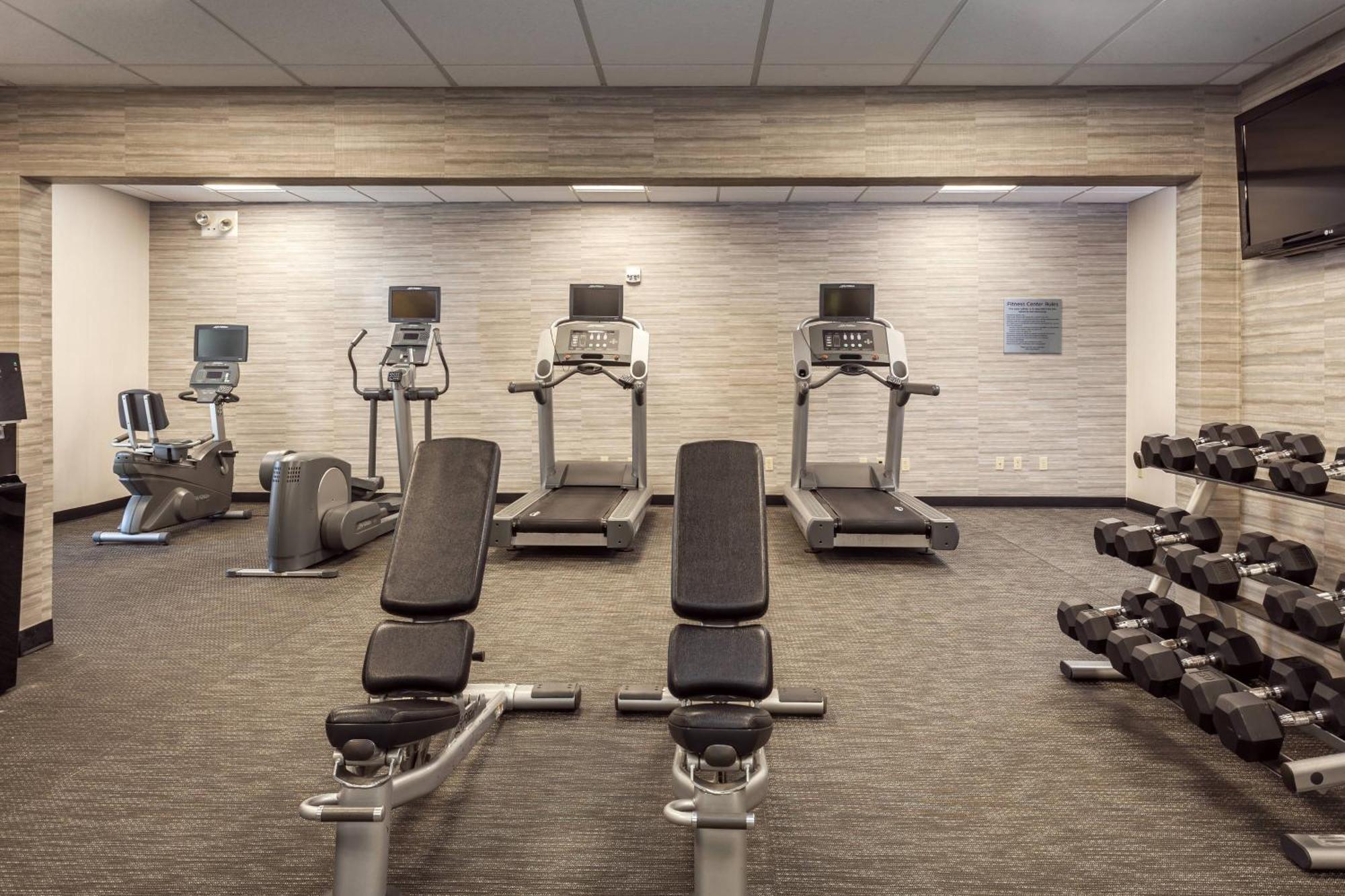 Courtyard by Marriott Stockton Hotell Exteriör bild