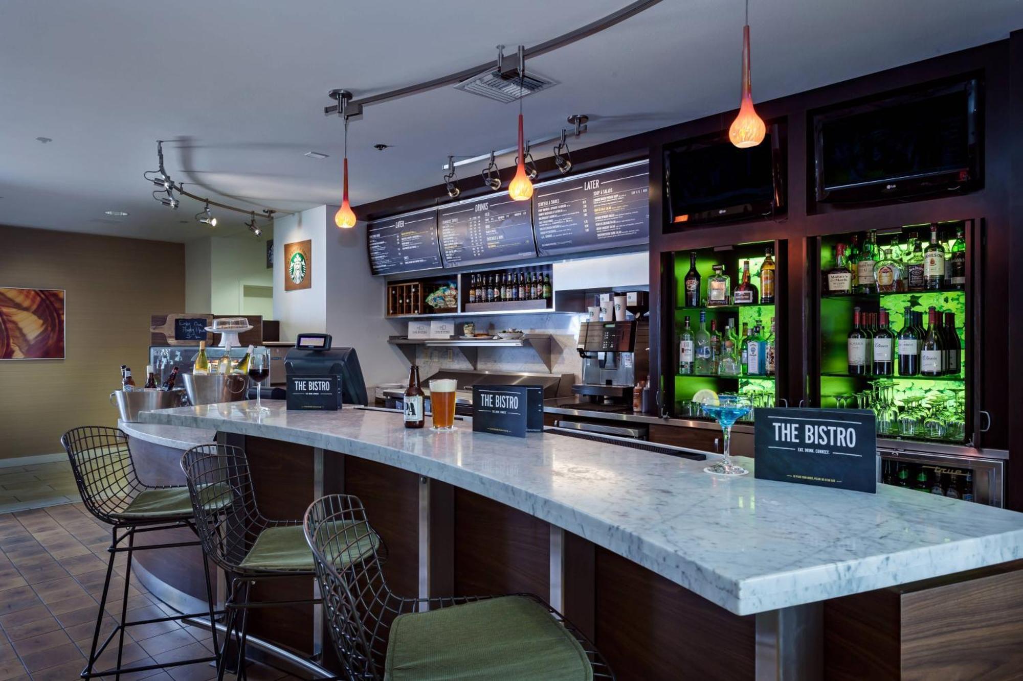 Courtyard by Marriott Stockton Hotell Exteriör bild