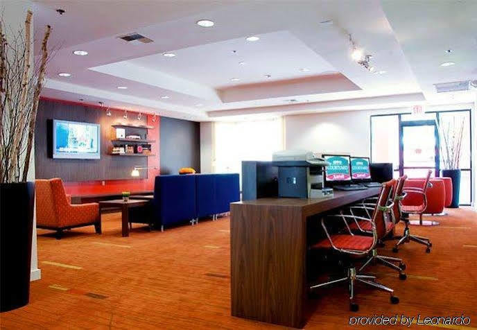 Courtyard by Marriott Stockton Hotell Exteriör bild