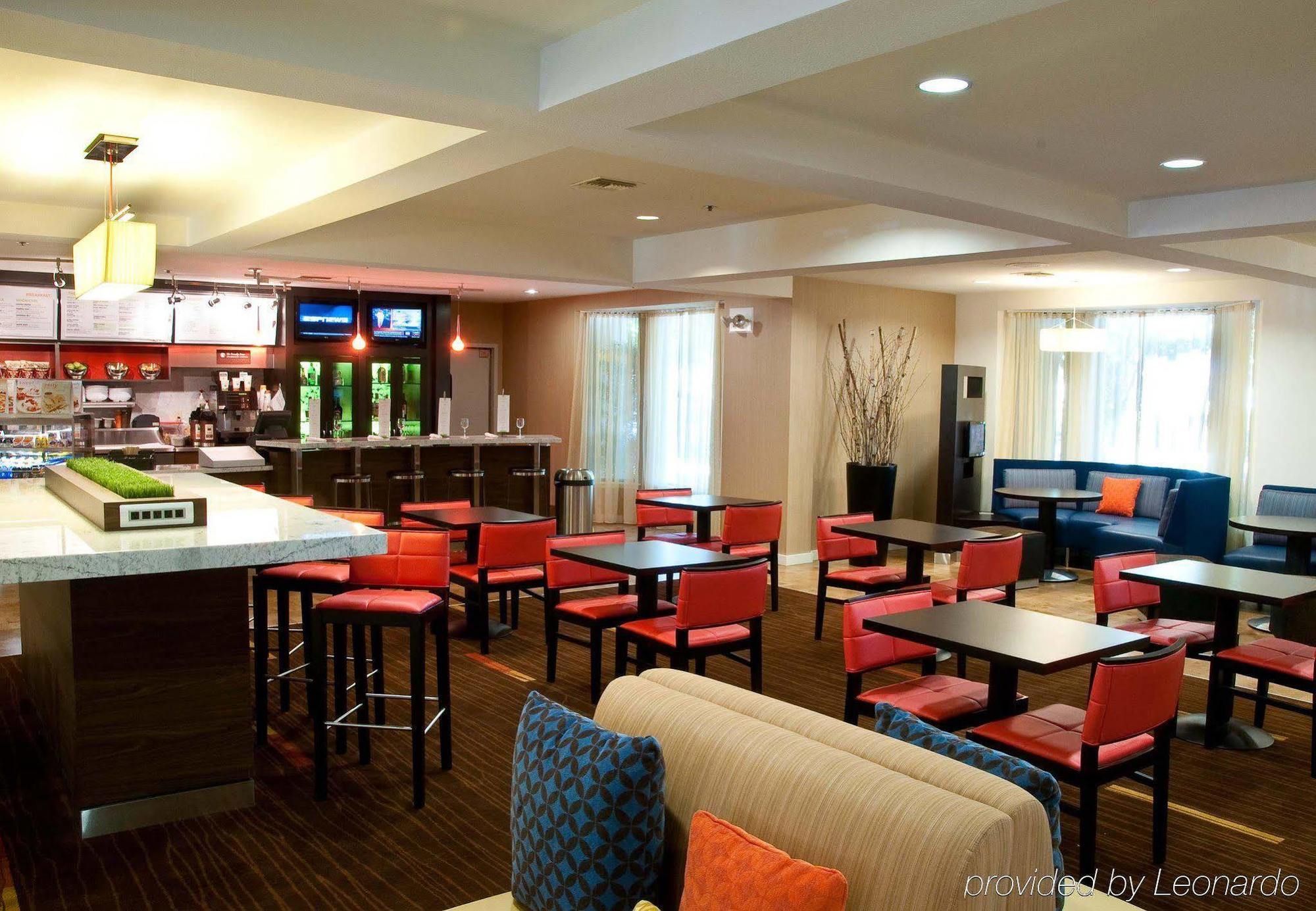 Courtyard by Marriott Stockton Hotell Exteriör bild