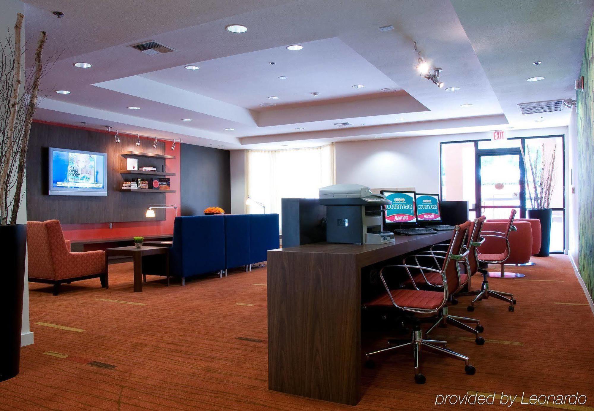 Courtyard by Marriott Stockton Hotell Exteriör bild