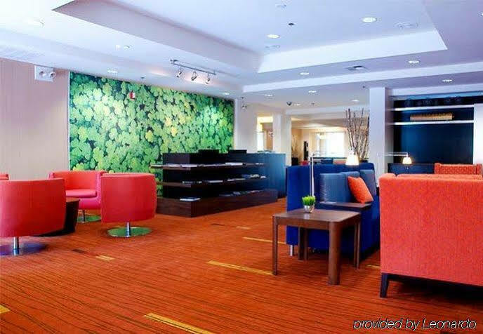 Courtyard by Marriott Stockton Hotell Exteriör bild
