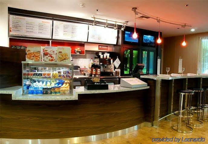 Courtyard by Marriott Stockton Hotell Exteriör bild